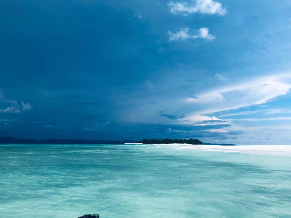 Вилла Le Zahir De L'Ile - Iranja Нуси-Бе Экстерьер фото
